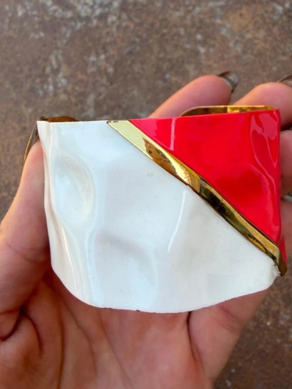 Vtg mid century 60s geometric cuff bracelet - vibrant, pink and white enamel